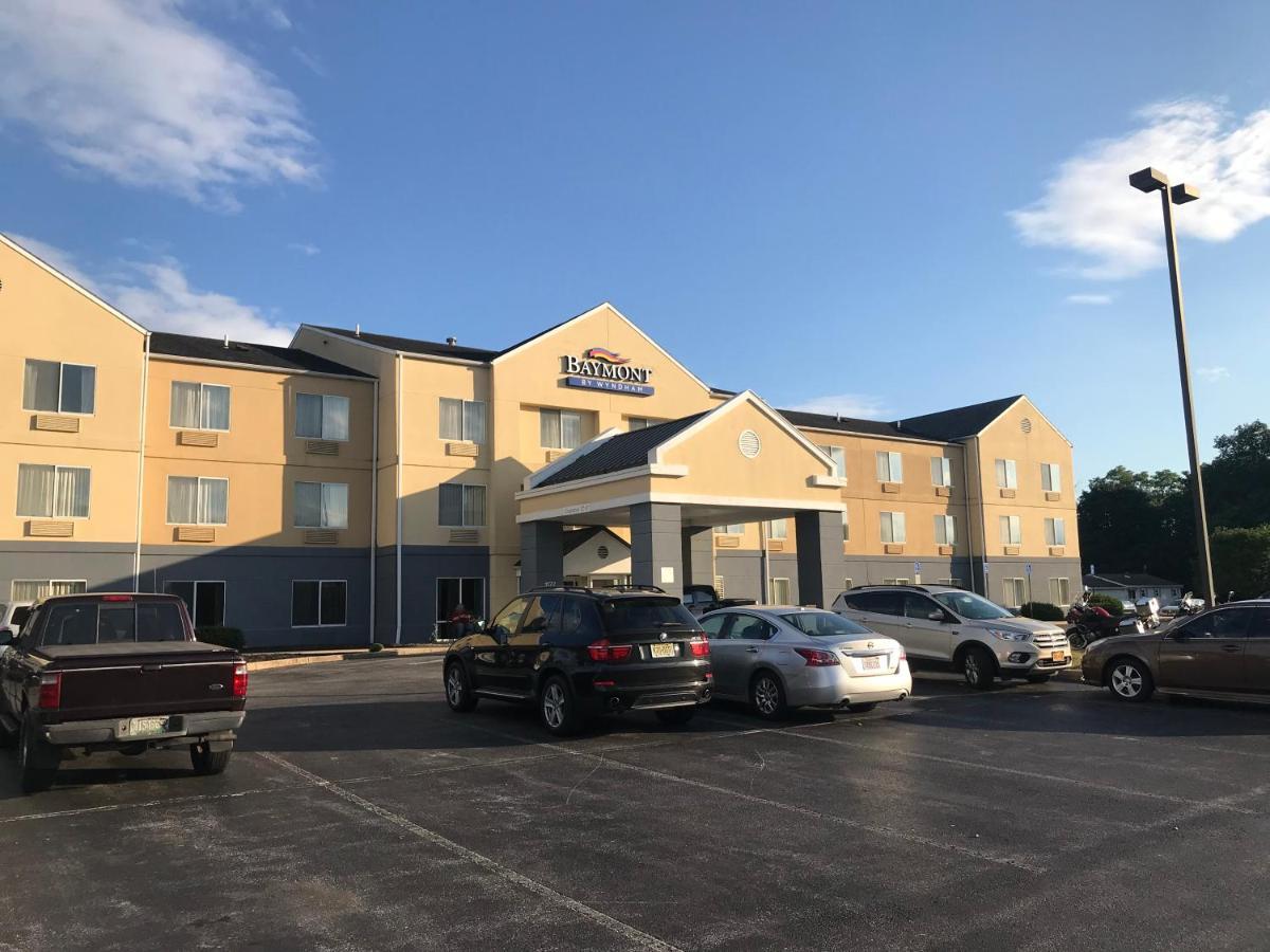 Baymont By Wyndham Chambersburg Hotel Exterior photo